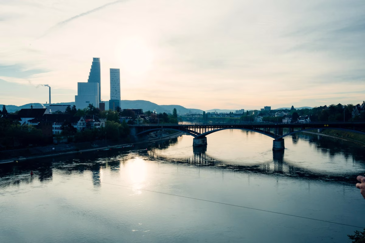 İsviçre'nin Altın Üçgeni Zürih & Bern & Cenevre Turu 23 Nisan Özel Ajet Havayolları İle 3 Gece 4 Gün